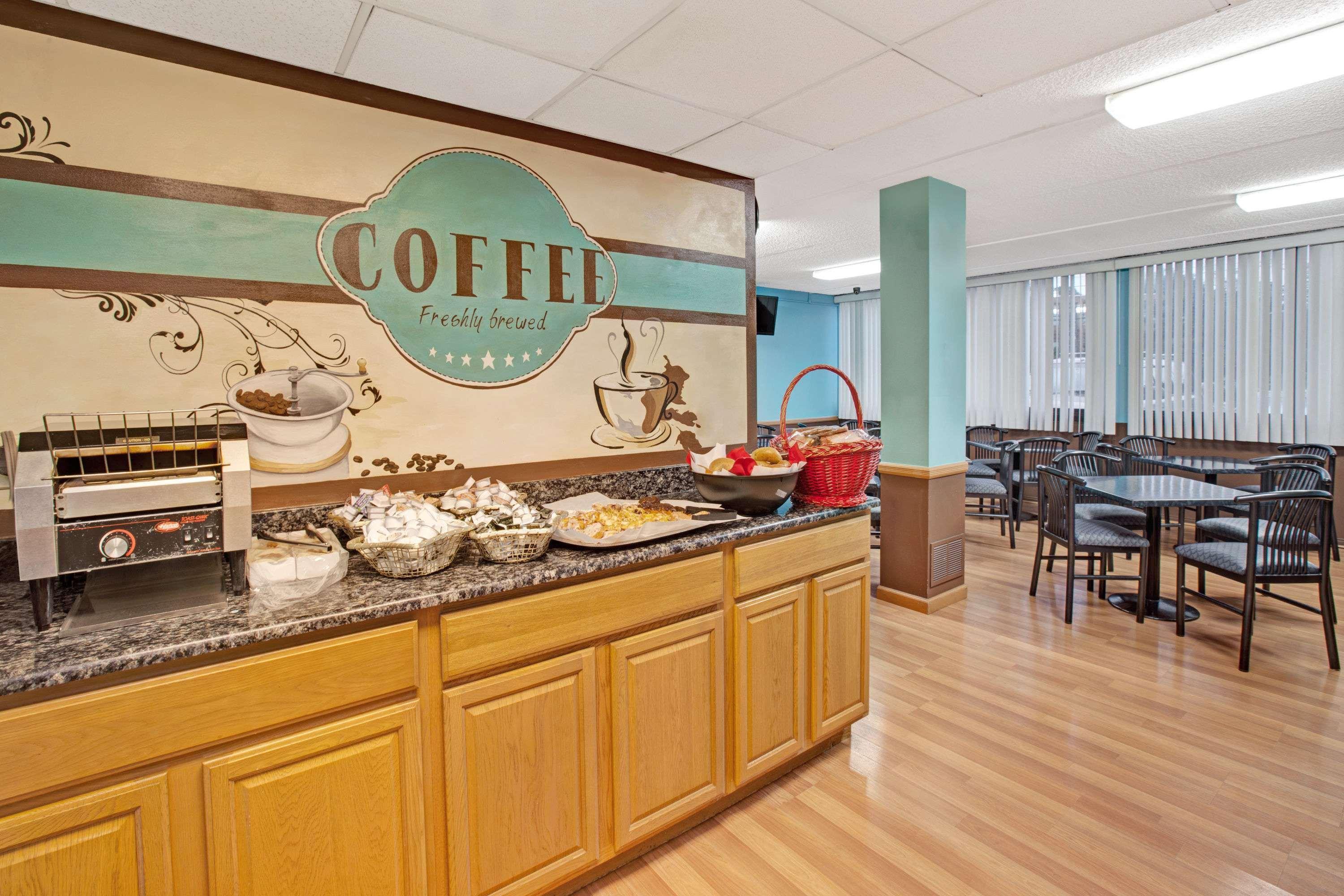 Best Western Rutgers University Hotel Ист Брънсуик Екстериор снимка
