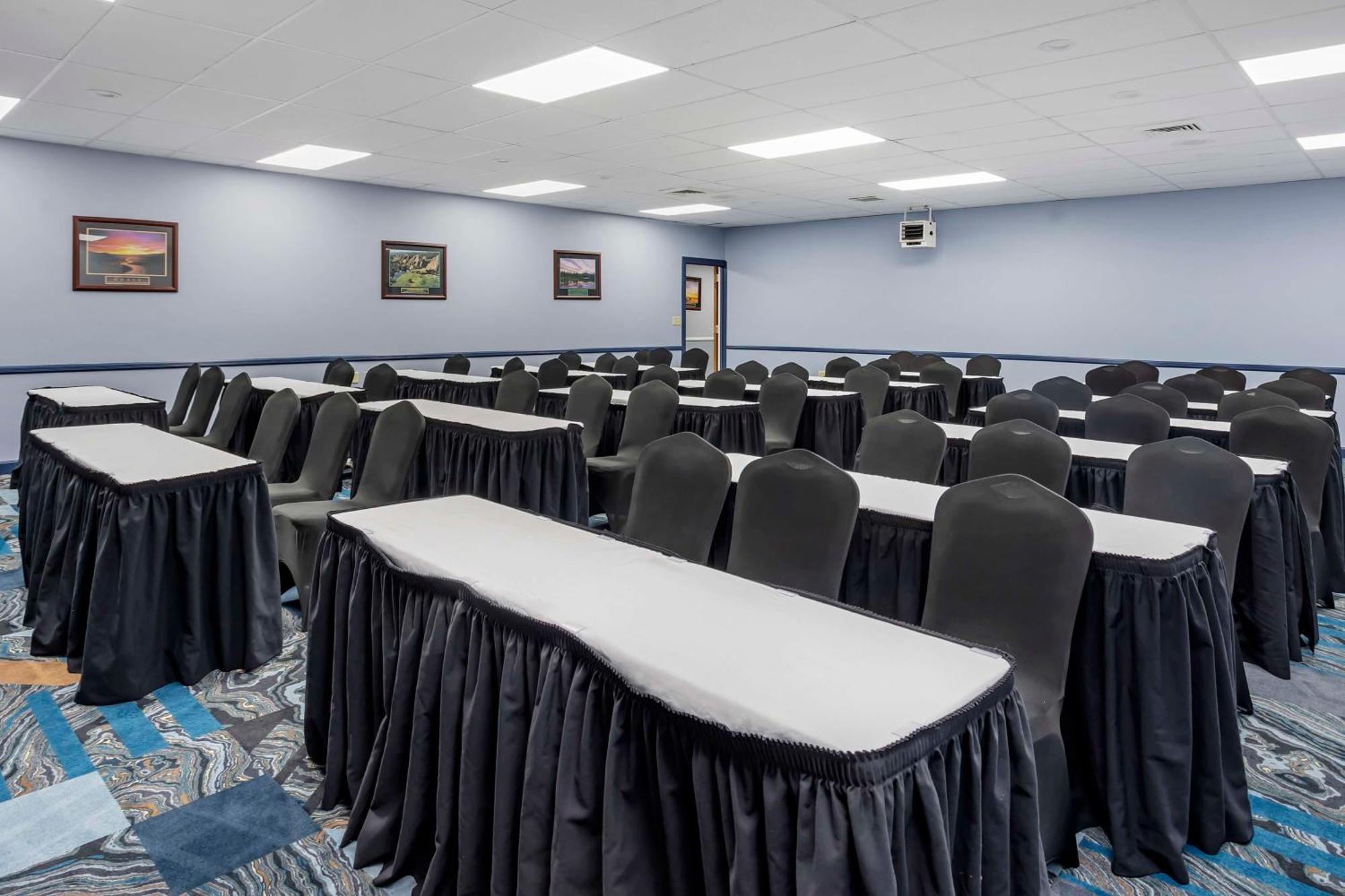 Best Western Rutgers University Hotel Ист Брънсуик Екстериор снимка