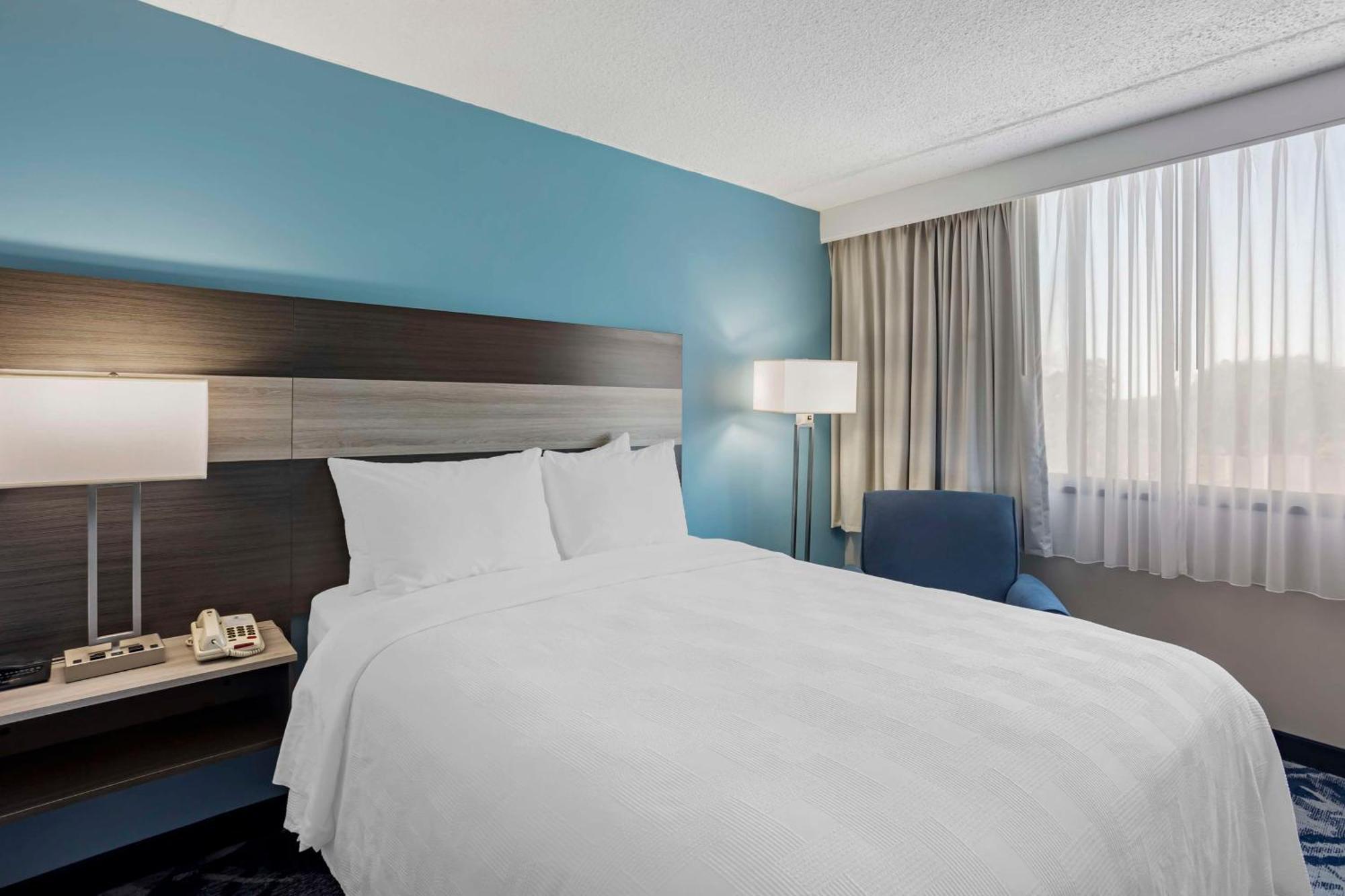 Best Western Rutgers University Hotel Ист Брънсуик Екстериор снимка